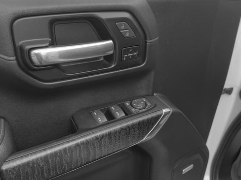 Used 2022 GMC Sierra 1500 Denali w/ Denali Premium Package image 14