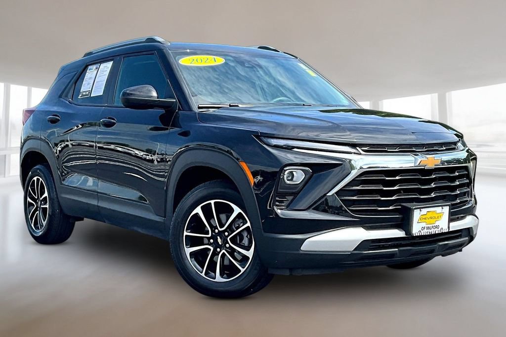 Used 2024 Chevrolet TrailBlazer LT AWD/4WD image 1