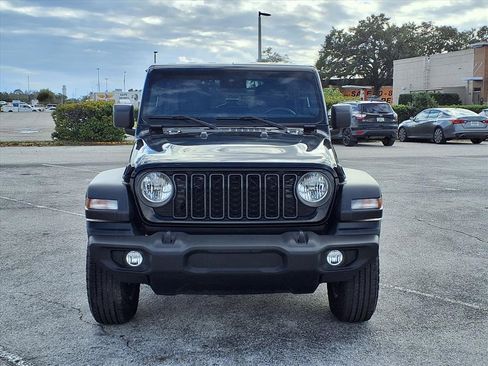 Used 2024 Jeep Wrangler Sport S image 2