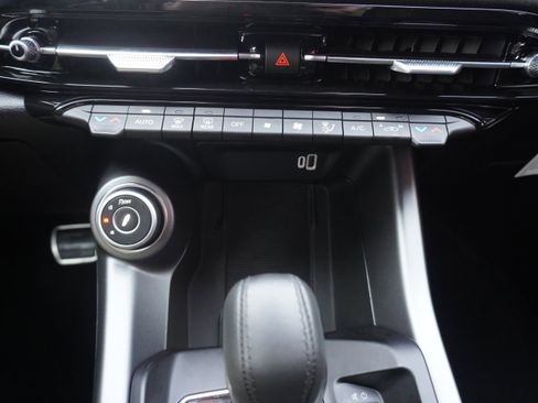 New 2025 Alfa Romeo Tonale image 23