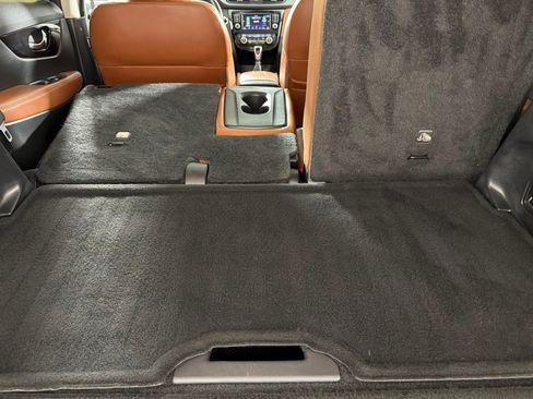 Used 2019 Nissan Rogue SL w/ Premium Package FWD image 14