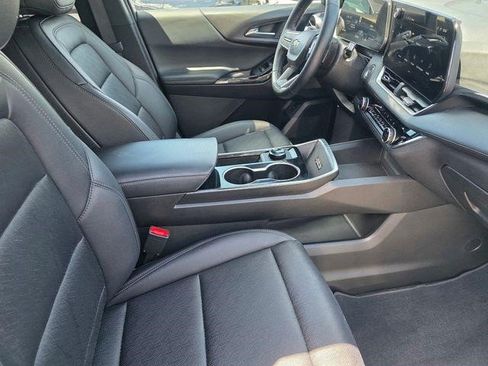 Certified 2026 Chevrolet Equinox LT w/ Convenience Package II FWD image 18