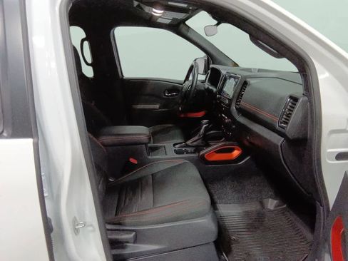 Used 2023 Nissan Frontier PRO-4X w/ Pro Convenience Package image 19