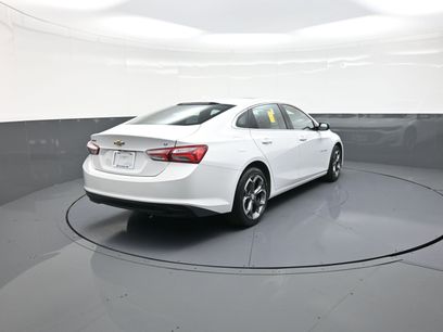 Used 2022 Chevrolet Malibu LT