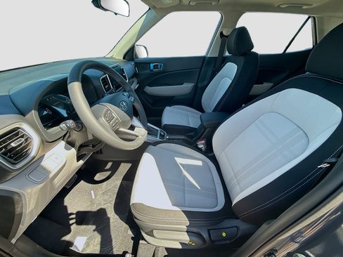 New 2026 Hyundai Venue SEL FWD image 14