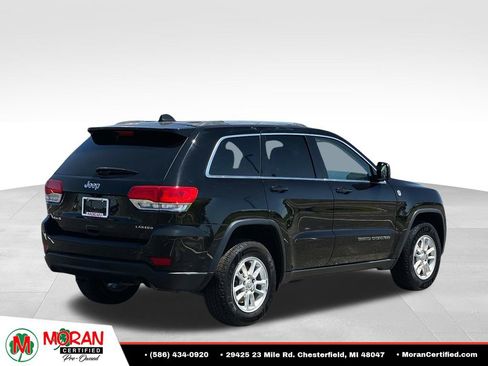 Used 2019 Jeep Grand Cherokee Laredo AWD/4WD image 5