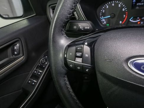 Used 2022 Ford Escape SE w/ Cold Weather Package FWD image 27