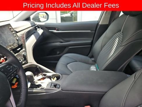 Used 2024 Toyota Camry SE w/ Audio Upgrade Package FWD image 11