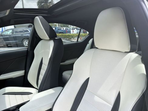 Used 2022 Lexus IS 350 F Sport RWD image 20