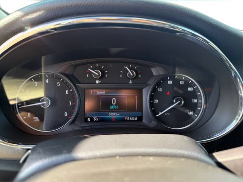 Used 2021 Buick Encore Preferred FWD image 16