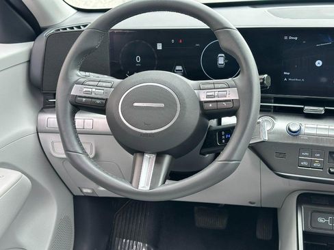 Used 2024 Hyundai Kona SEL w/ Convenience Package FWD image 17