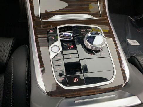 New 2026 BMW X5 sDrive40i w/ Executive Package image 15