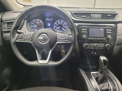 Used 2017 Nissan Rogue S image 26