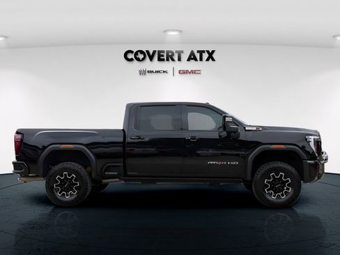 Used 2025 GMC Sierra 2500 AT4X AWD/4WD image 8