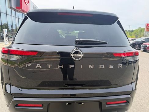 New 2026 Nissan Pathfinder SV FWD image 14