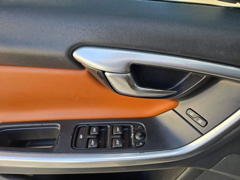 Used 2015 Volvo S60 T5 Premier Plus FWD image 19