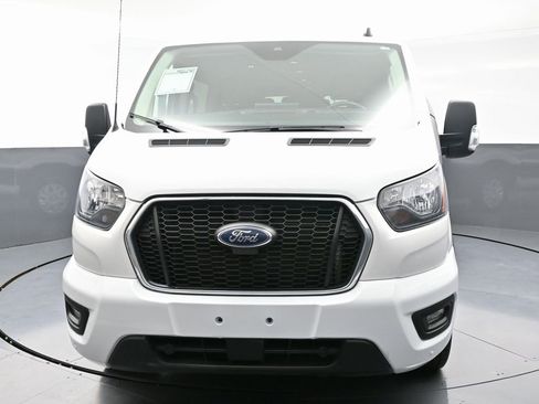 Used 2023 Ford Transit 350 XLT image 5