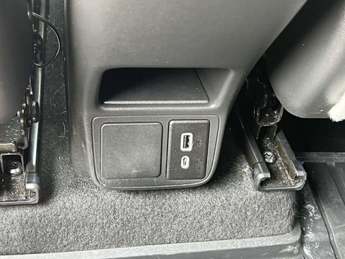 Used 2024 Buick Encore GX Preferred image 17