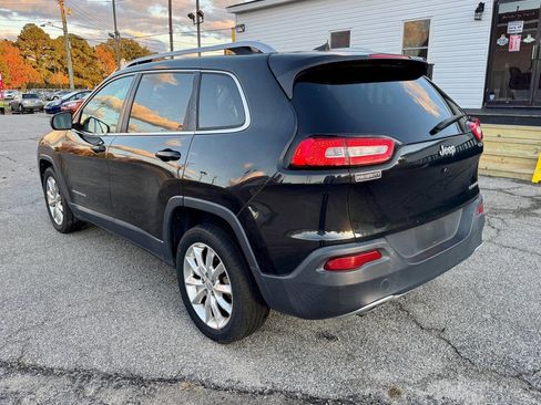 Used 2016 Jeep Cherokee Limited image 7