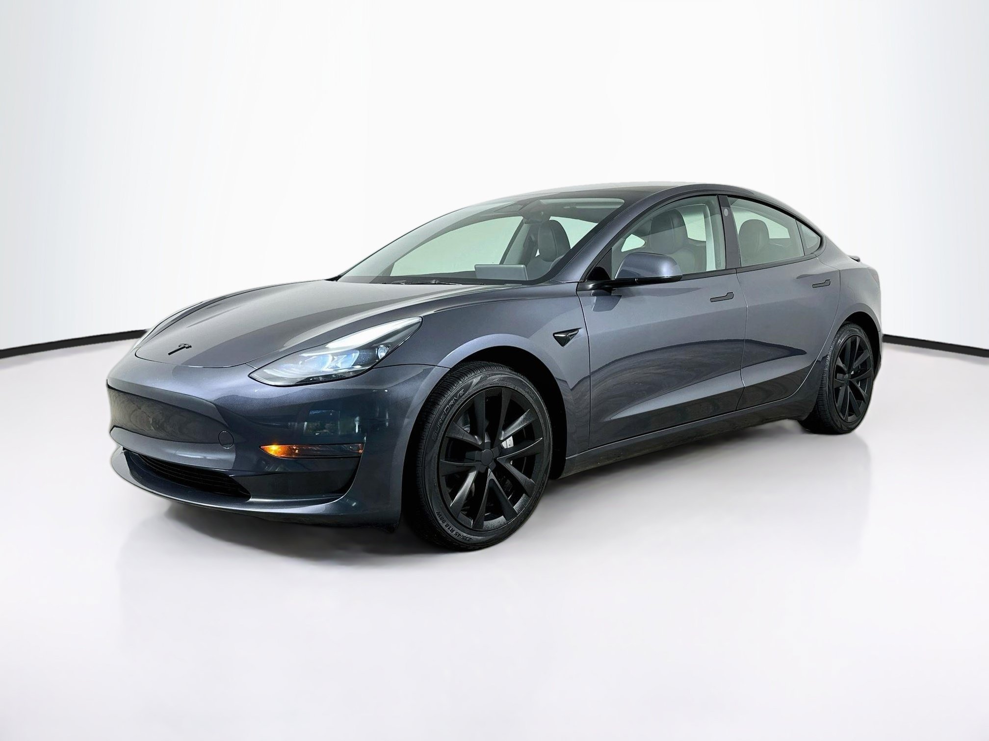 Used 2023 Tesla Model 3 Standard Range RWD image 3