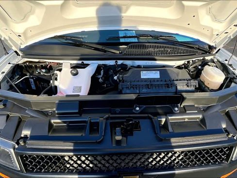 New 2025 Chevrolet Express 2500 w/ Driver Convenience Package image 16