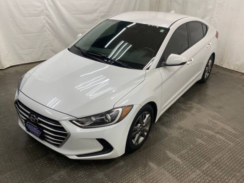 Used 2018 Hyundai Elantra SEL FWD image 5