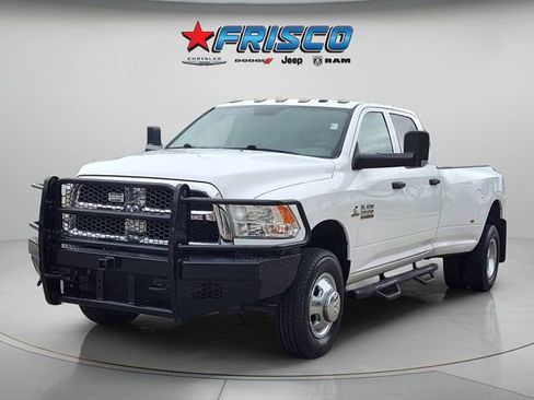 Used 2018 RAM 3500 Tradesman w/ Chrome Appearance Group AWD/4WD image 3