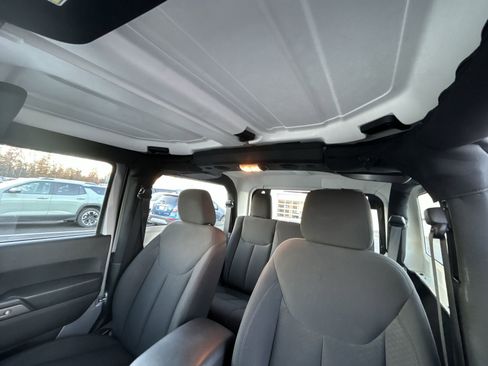 Used 2018 Jeep Wrangler Sport w/ Trailer Tow Group image 19