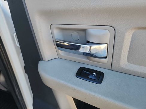 Used 2010 Dodge Ram 2500 Truck SLT image 33