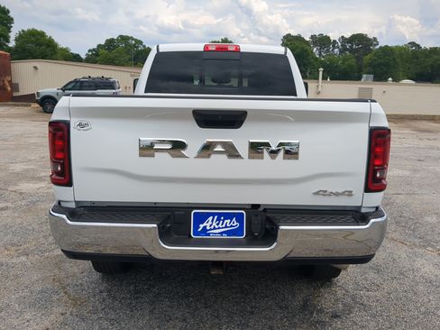 Used 2026 RAM 2500 Tradesman AWD/4WD image 4
