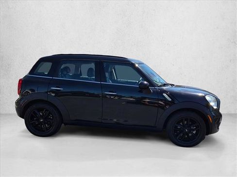 Used 2016 MINI Cooper Countryman FWD image 4