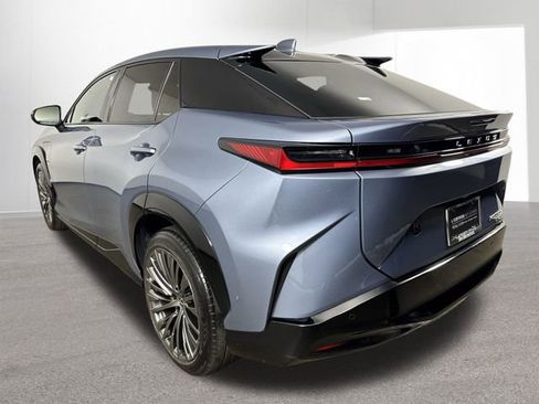 Used 2023 Lexus RZ 450e Premium image 34