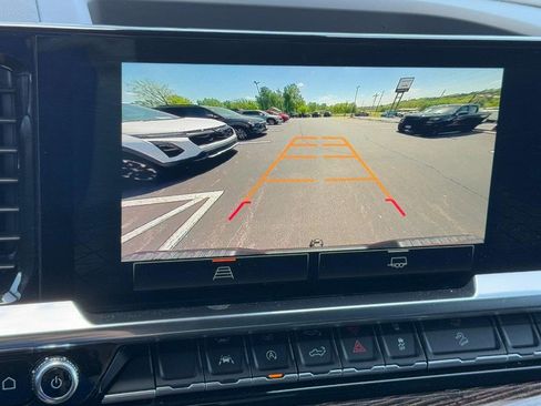 Used 2022 GMC Sierra 1500 Elevation w/ X31 Off-Road Package AWD/4WD image 21