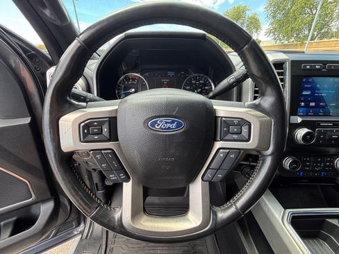 Used 2021 Ford F250 Platinum w/ FX4 Off-Road Package AWD/4WD image 12