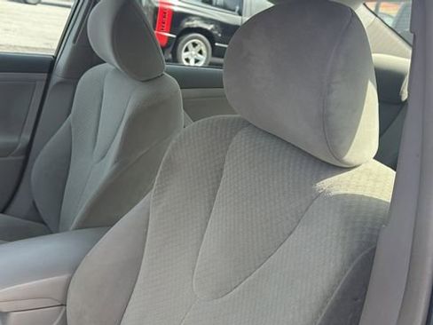 Used 2007 Toyota Camry LE FWD image 17