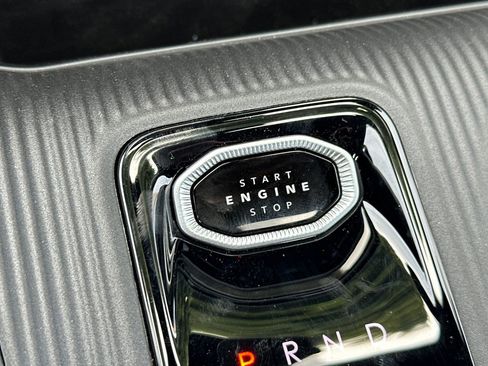 New 2026 Jeep Cherokee Limited AWD/4WD image 19