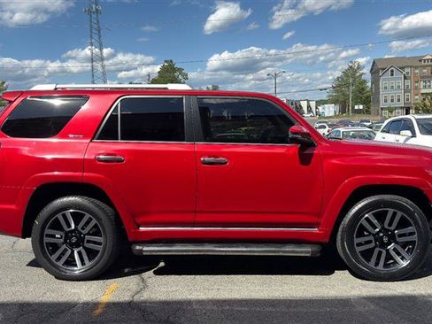 Used 2015 Toyota 4Runner Limited AWD/4WD image 8