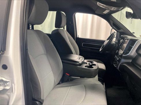 Used 2024 RAM 2500 Big Horn image 11