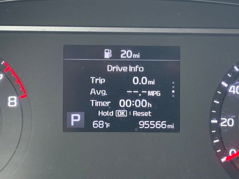 Used 2021 Kia Soul LX image 9