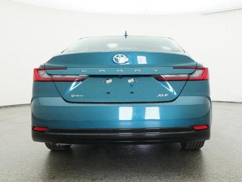 New 2026 Toyota Camry XLE FWD image 38