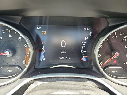 Used 2018 Jeep Compass Limited w/ Navigation Group AWD/4WD image 16
