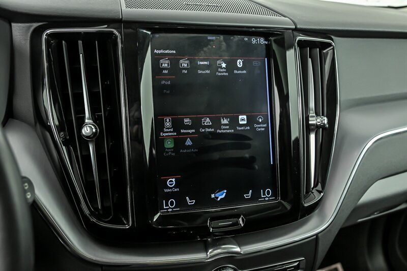 Used 2019 Volvo XC60 T6 Momentum w/ Multimedia Package AWD/4WD image 28