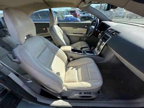 Used 2010 Volvo C70 T5 image 22