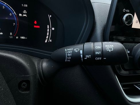 Used 2025 Toyota Grand Highlander FWD image 39