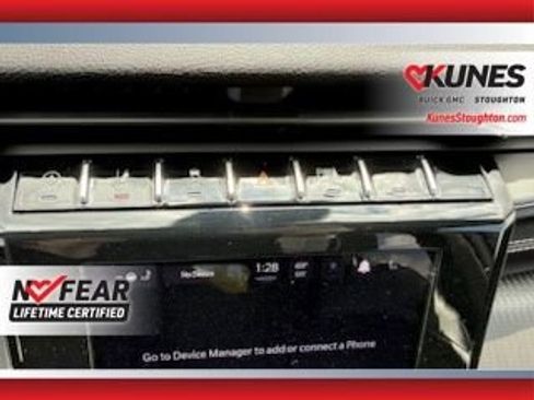 Used 2024 Jeep Grand Cherokee Altitude AWD/4WD image 27