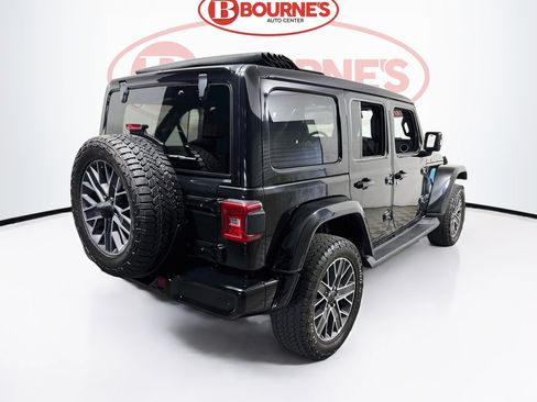 Used 2024 Jeep Wrangler High Altitude AWD/4WD image 12