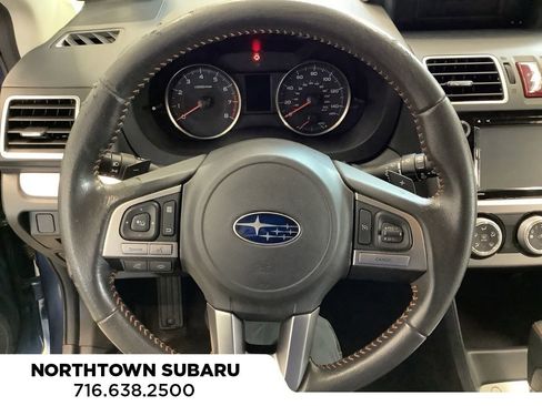 Used 2016 Subaru Crosstrek 2.0i Premium AWD/4WD image 11