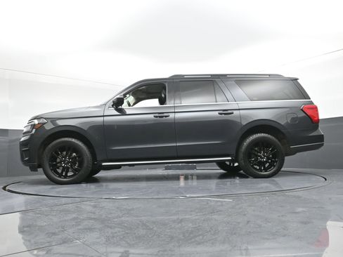 Certified 2022 Ford Expedition Max XLT image 30