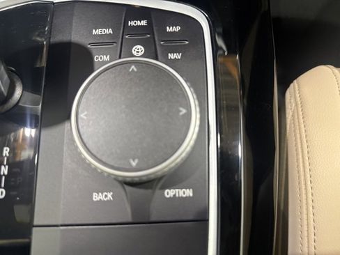 Certified 2023 BMW X3 xDrive30i w/ Premium Package image 39