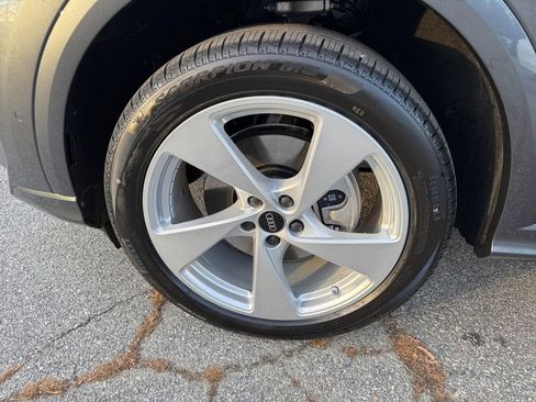 New 2025 Audi Q5 Premium Plus image 27